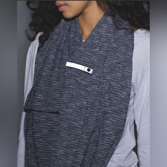 lululemon athletica Accessories - Lululemon Vinyasa Scarf
Coco Pique Black White OS MSRP$48